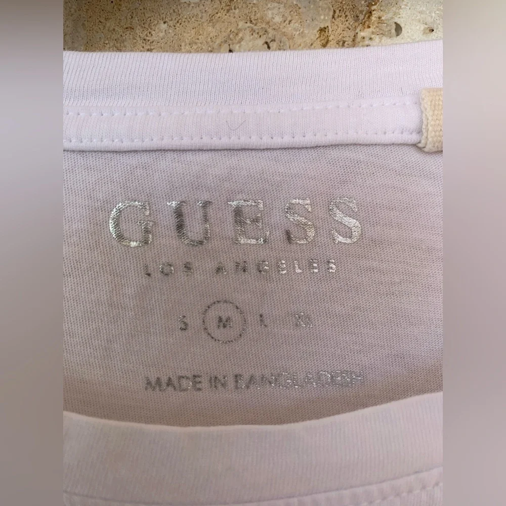 Guess Women’s White and Red Logo T-Shirt